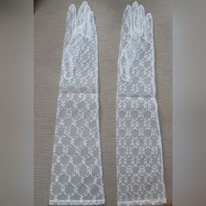Long lace gloves